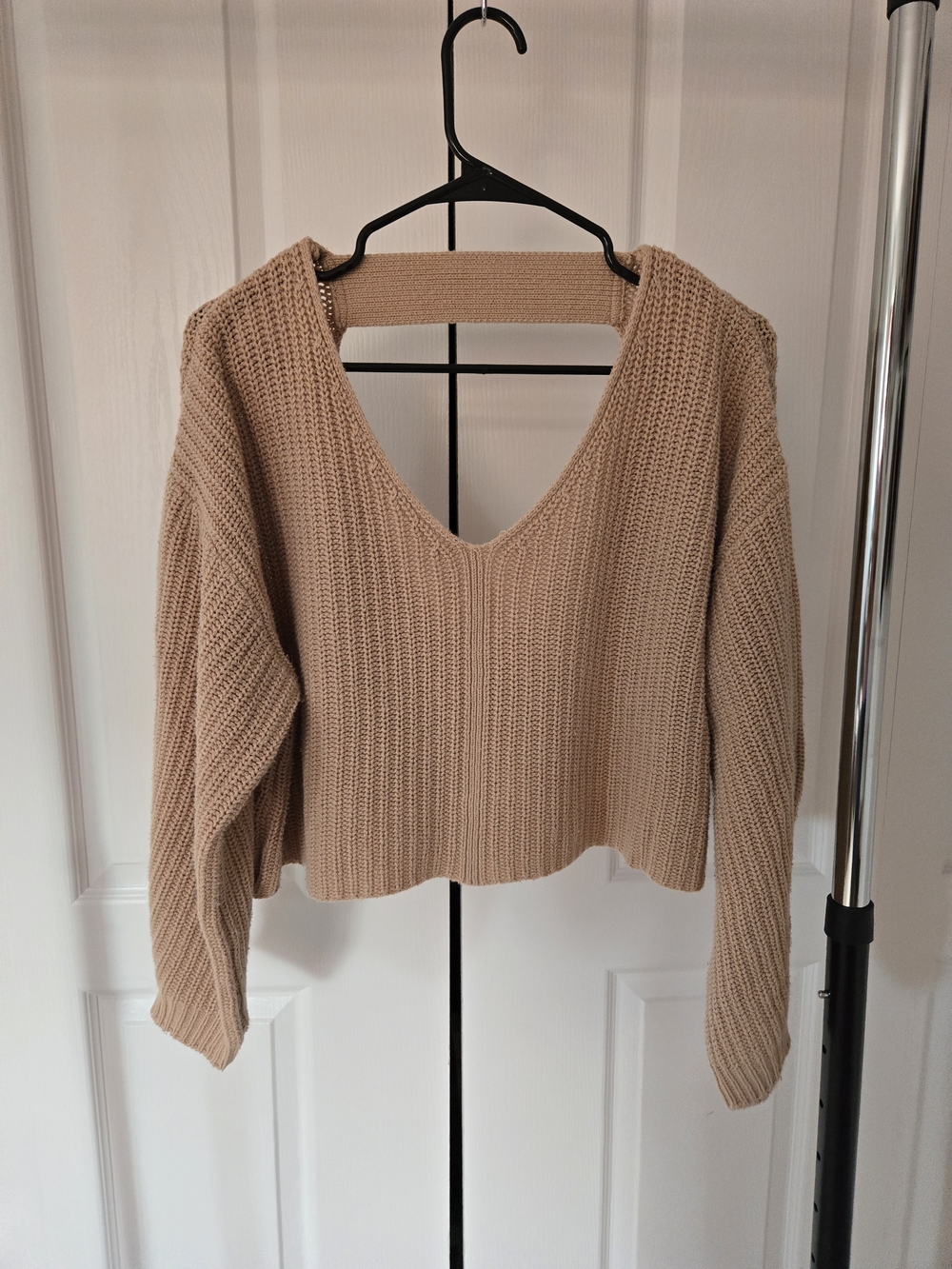 Urban Outfitters Taupe Cropped V-Neck Sweater